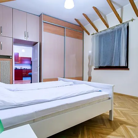 Apartament On Urzednicza Street *